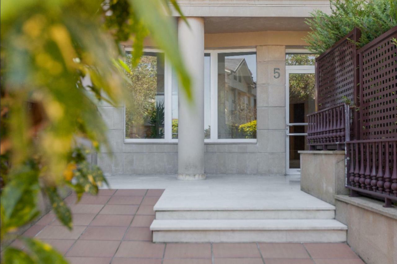 Ondarreta Beach & Terrace Apartment Сан Себастиан Екстериор снимка