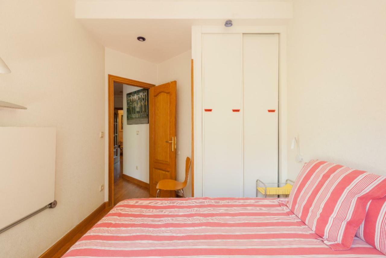 Ondarreta Beach & Terrace Apartment Сан Себастиан Екстериор снимка